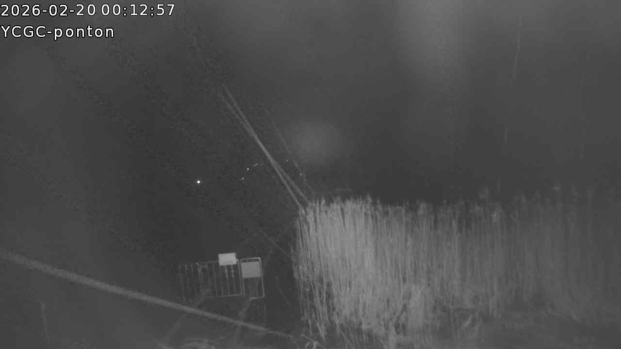 Vue Ponton du YCGC sur le lac de Paladru