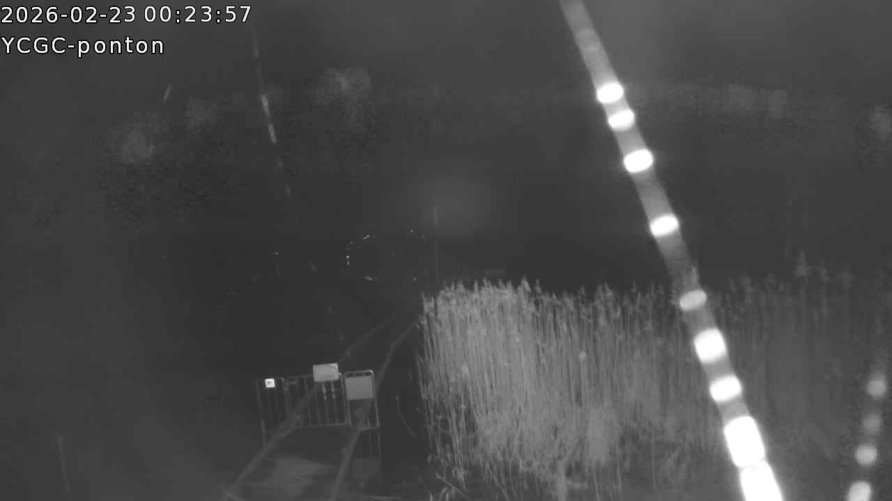 Vue Ponton du YCGC sur le lac de Paladru