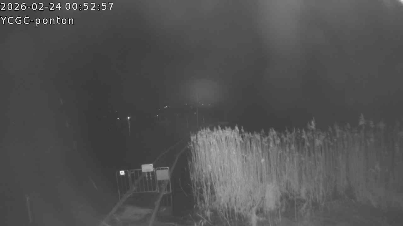 Vue Ponton du YCGC sur le lac de Paladru