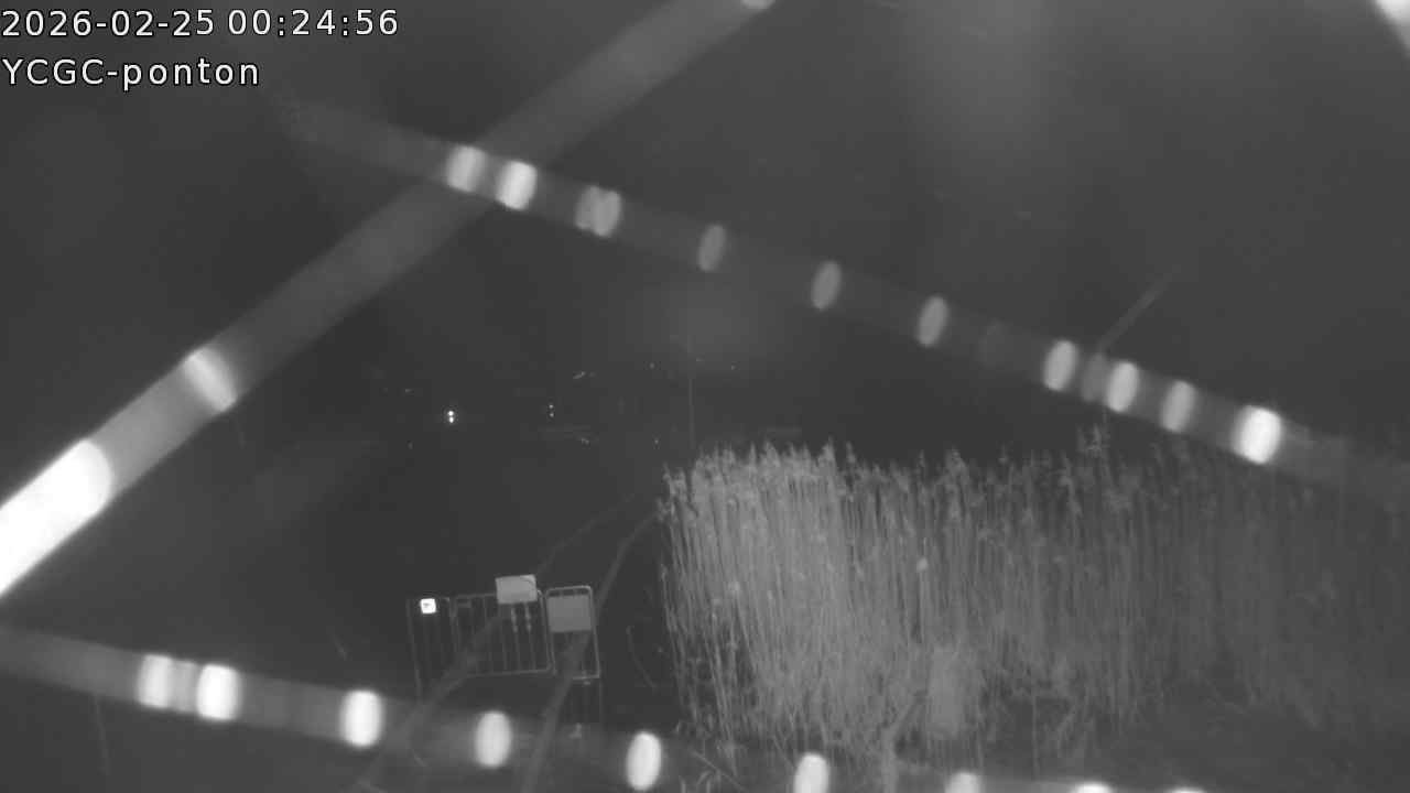 Vue Ponton du YCGC sur le lac de Paladru