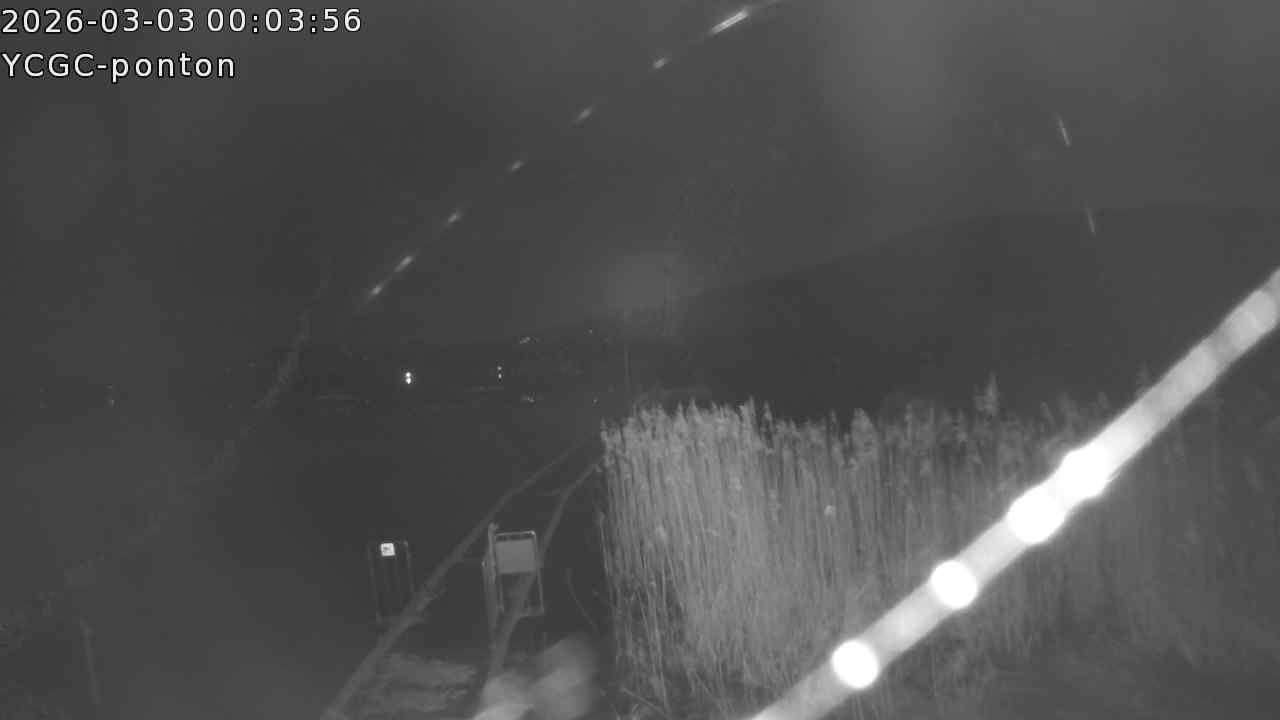 Vue Ponton du YCGC sur le lac de Paladru