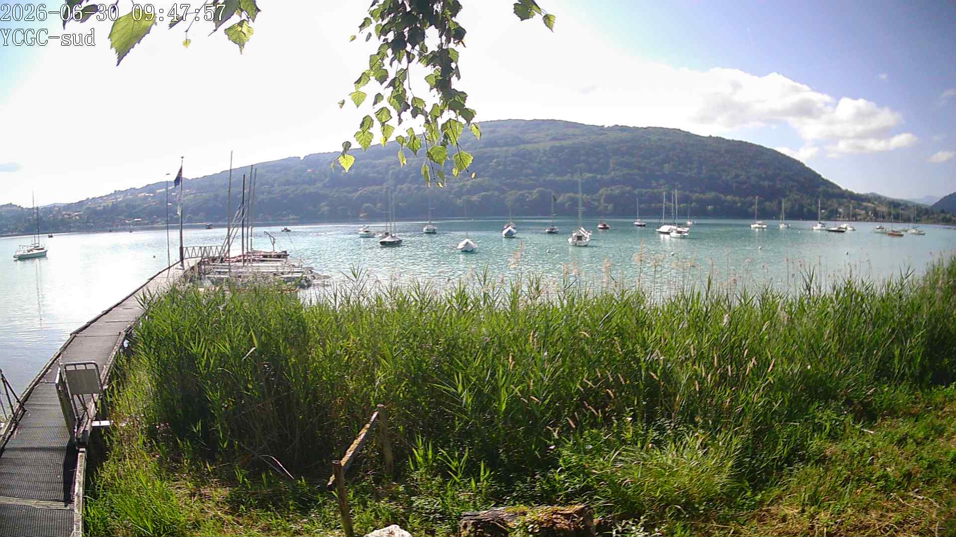 Vue Sud du lac de Paladru